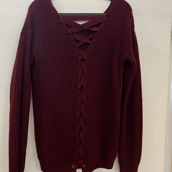 Maroon criss cross back sweater - Picture 2 of 2